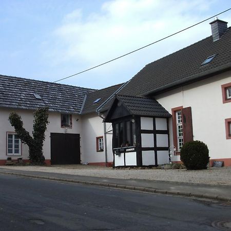 Haus Klara Hotel Mannebach  ภายนอก รูปภาพ