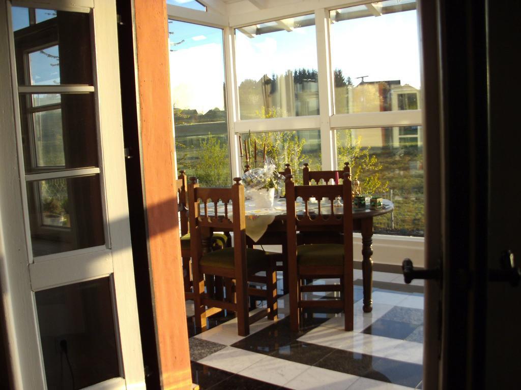 Haus Klara Hotel Mannebach  ภายนอก รูปภาพ
