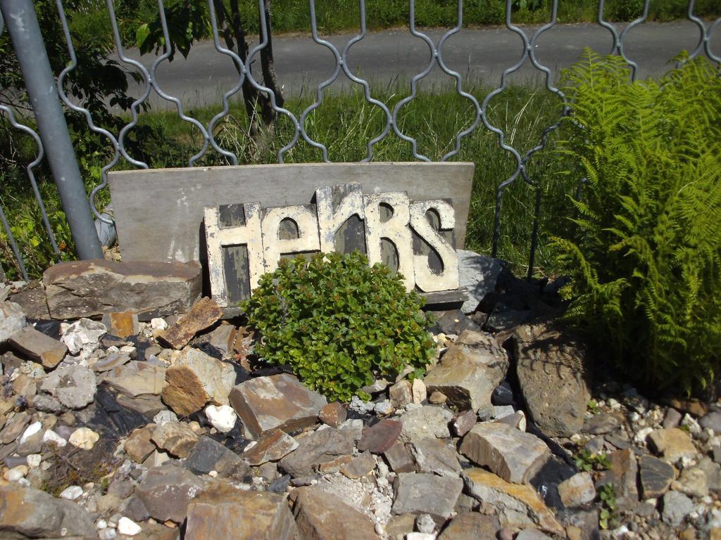 Haus Klara Hotel Mannebach  ภายนอก รูปภาพ
